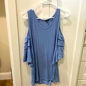 🌹3/$10 Hannah cold shoulder blue blouse